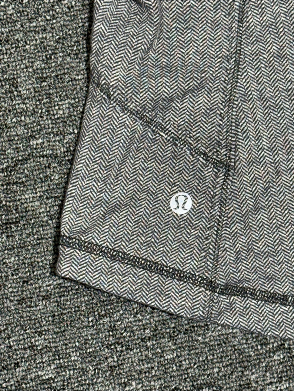 Lululemon Forme Jacket - Picture 9 of 9